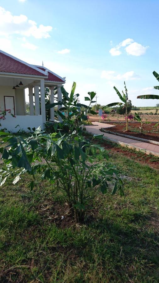 Koh Ker Hotel And Restaurant Phumi Moreal Екстериор снимка